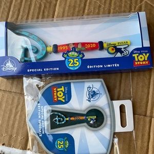 Disney toy story key / pin